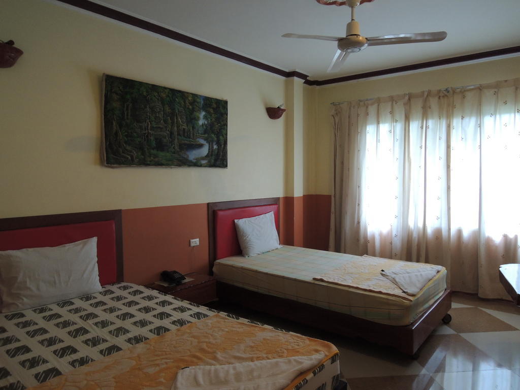 Thy Ny Hotel Battambang Eksteriør billede