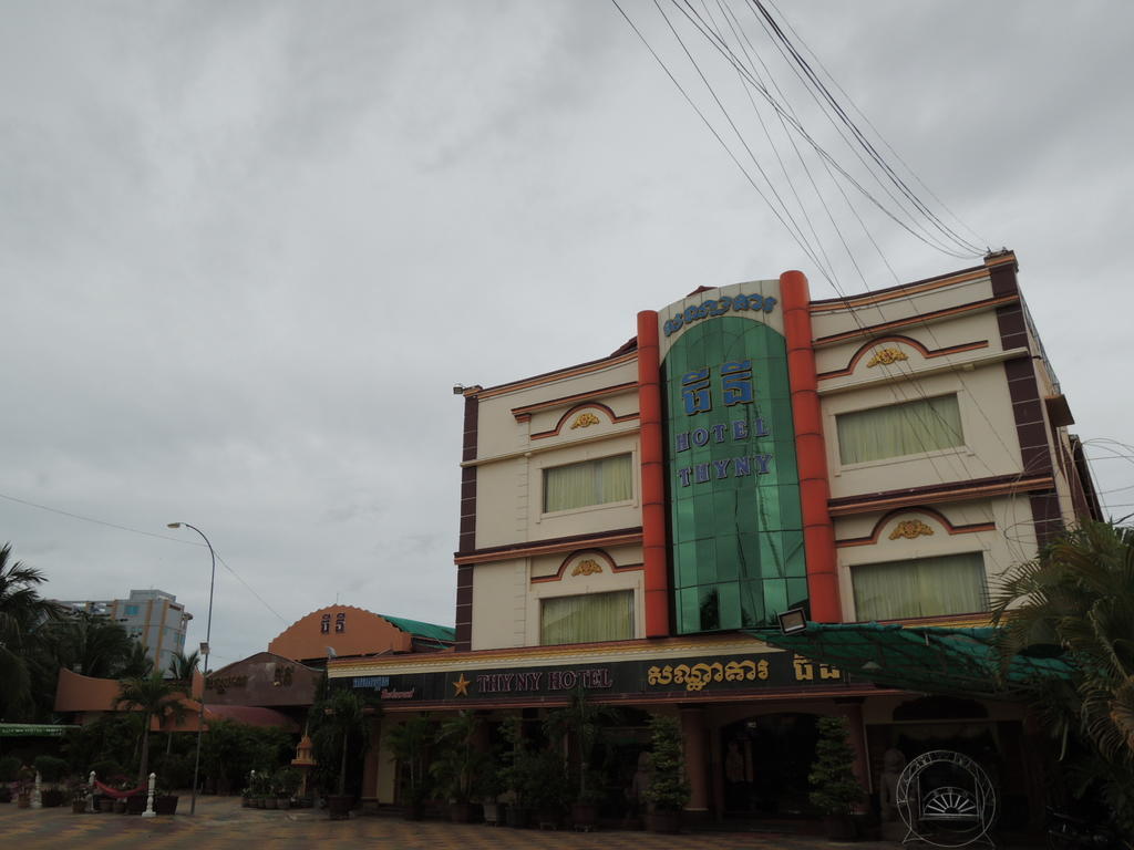 Thy Ny Hotel Battambang Eksteriør billede